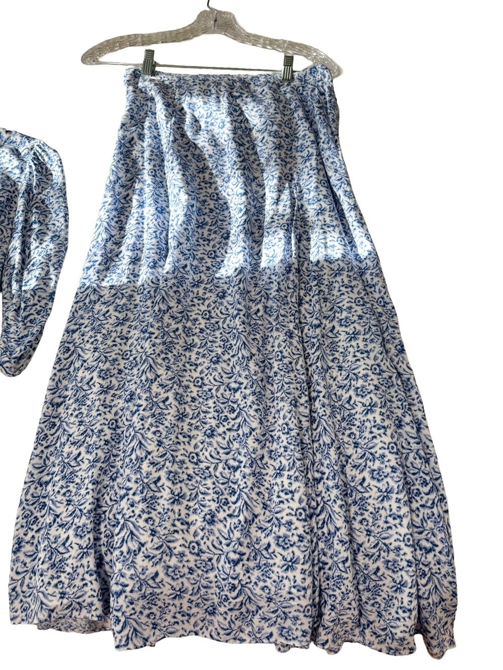 Banana Republic Petite 2-Piece Blue & White Floral Set - Petite Small / 8 - Picture 4 of 10